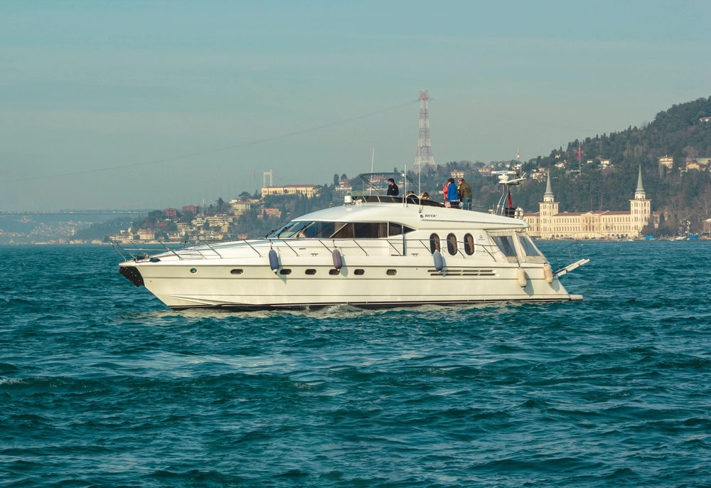 luxury yacht charter in the istanbul bosphorus